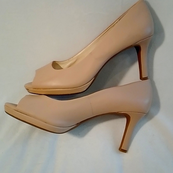 Alex Marie Heels - Picture 5 of 7